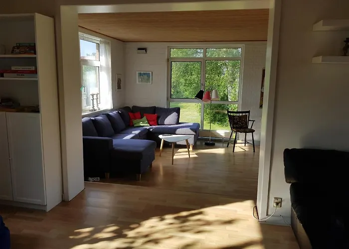 Hus Til Stor Familie 度假居 *