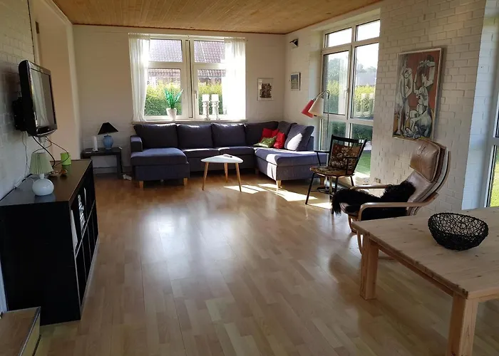 Hus Til Stor Familie * Bredebro